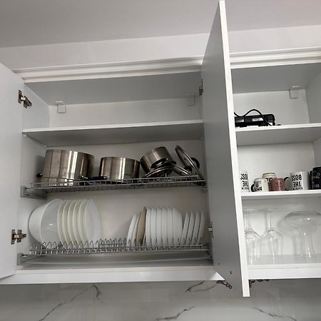 Bratti'S Apartment Near Tirana Center And Mother Teresa Airport Exterior foto
