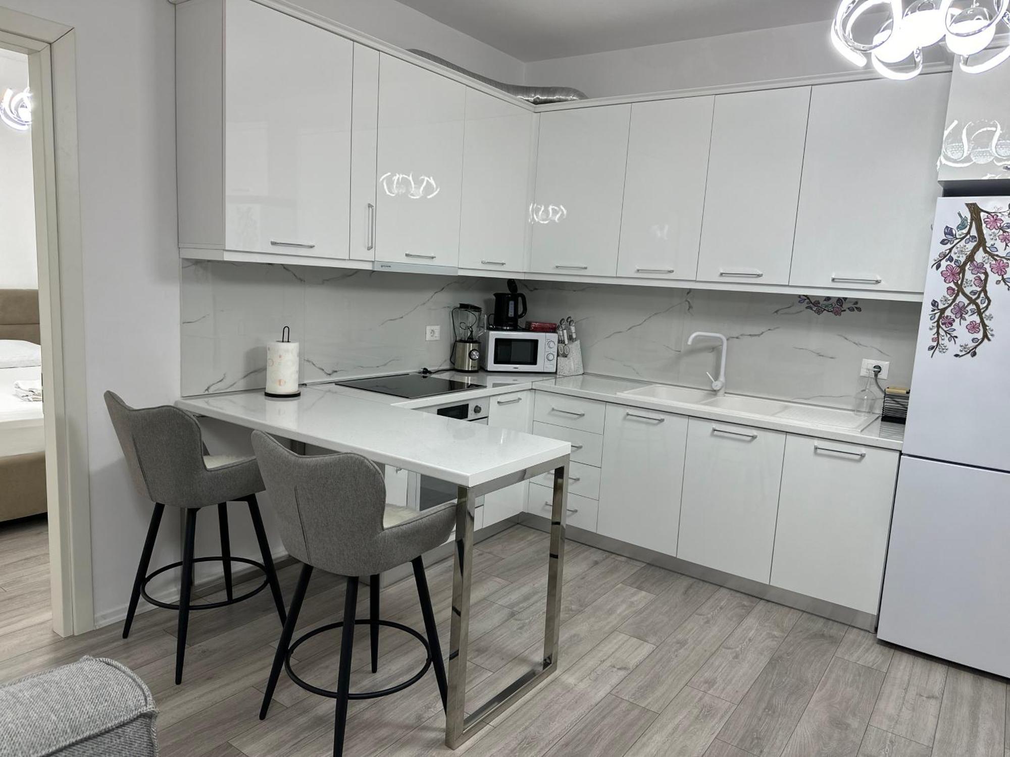 Bratti'S Apartment Near Tirana Center And Mother Teresa Airport Exterior foto